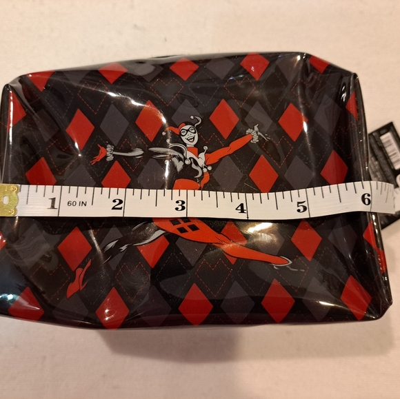 DC Comics Harley Quinn Poison Ivy x Revolution Joker Cosmetic Bag NWT - Picture 7 of 9